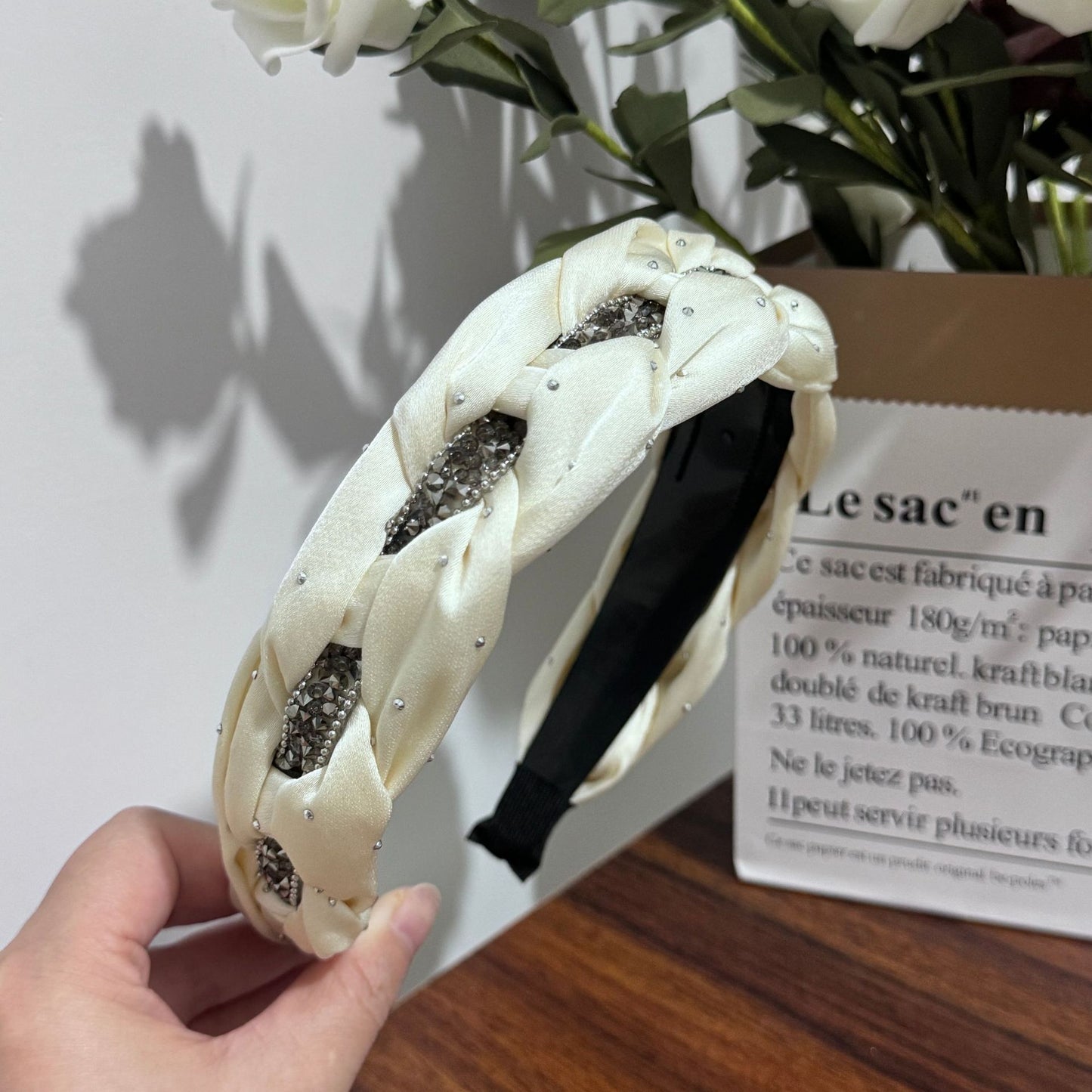 Headband High Skull Top Retro Black Full Diamond Broken Hair White Rhinestone Twist O1CN01SvNqWt1D64l89wScT__2218691750166-0-cib