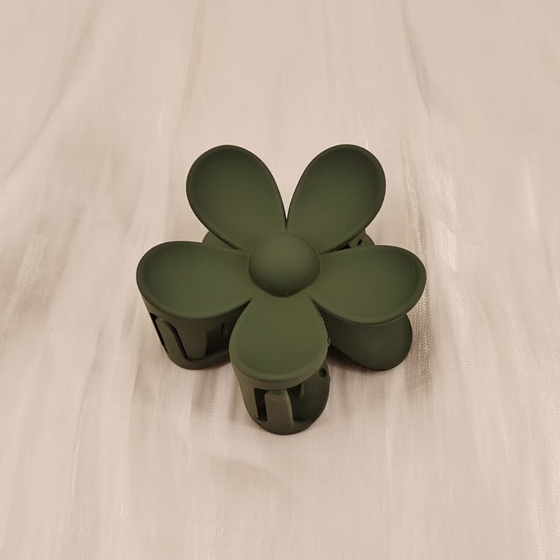 Matte green colorful flower hair clip with five petals for summer styling