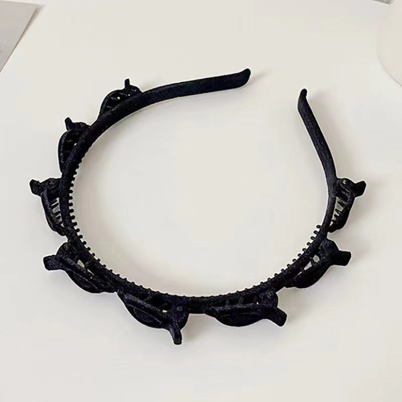 Finishing hair clip designed for broken hair sweeps, ideal for stylish updos and casual looks