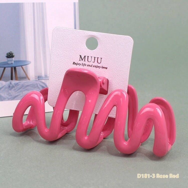 Stylish Back Shape Mosquito Coil TT Comb Hair St in Rose Red, part of luxury hair accessories